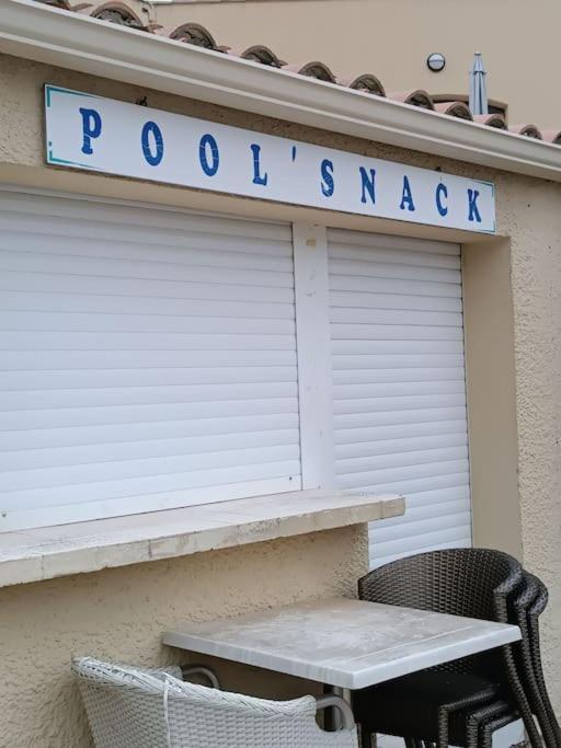 Studio Renove Dans Residence De Vacances Avec Grande Piscine Chauffee, Parking Et Terrasse Agde Extérieur photo